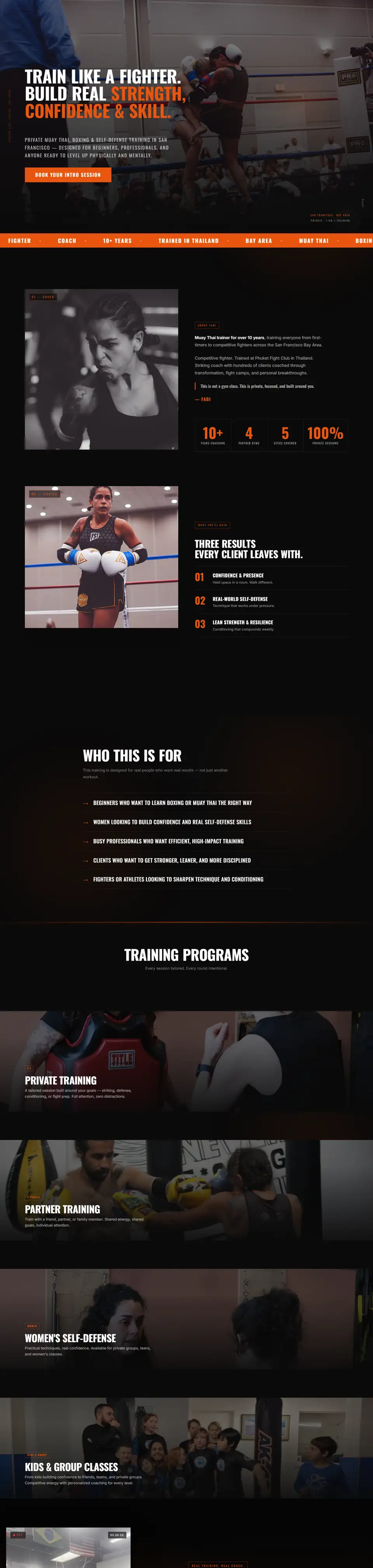 Tela do site Fit Fight, da professora de Muay Thai Fabi, em um notebook